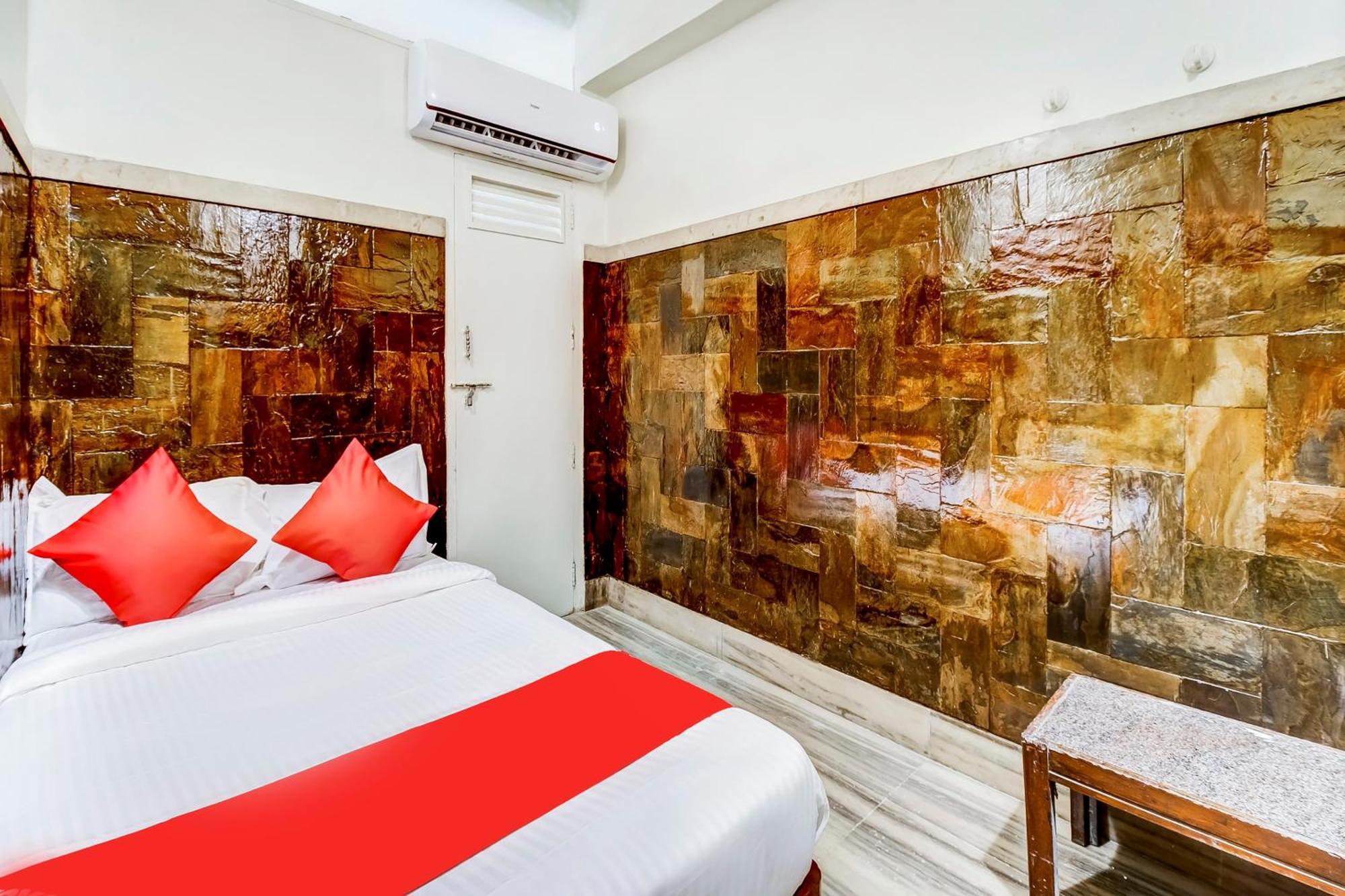 Super Oyo Hotel Dreamland Mumbai Exterior foto