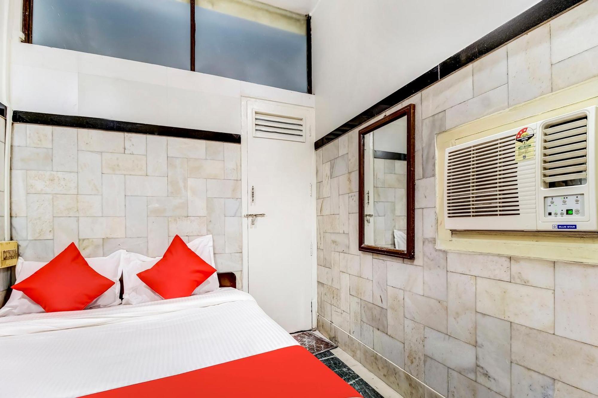 Super Oyo Hotel Dreamland Mumbai Exterior foto